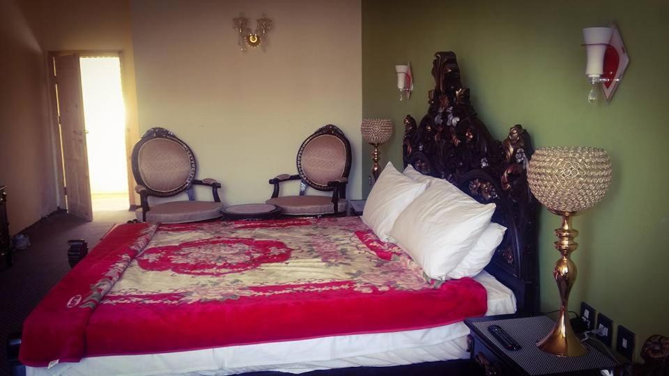 Fairy Land Hotel Karimabad  Buitenkant foto