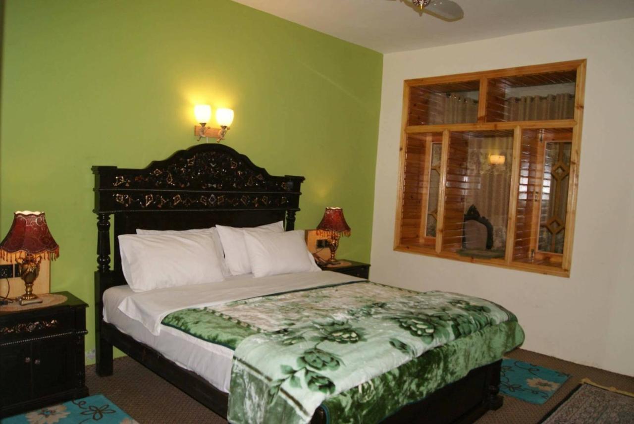 Fairy Land Hotel Karimabad  Buitenkant foto
