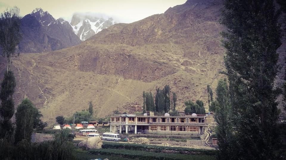 Fairy Land Hotel Karimabad  Buitenkant foto
